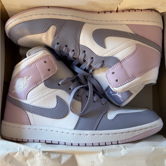 Jordan Shoes - Jordan Air 1 Mid • Pink/Purple • Women’s sz 10